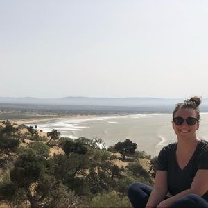 Meet your Posher, Renee